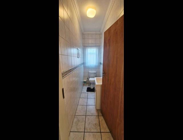 8 BEDROOM HOUSE FOR SALE IN SUNWARD PARK